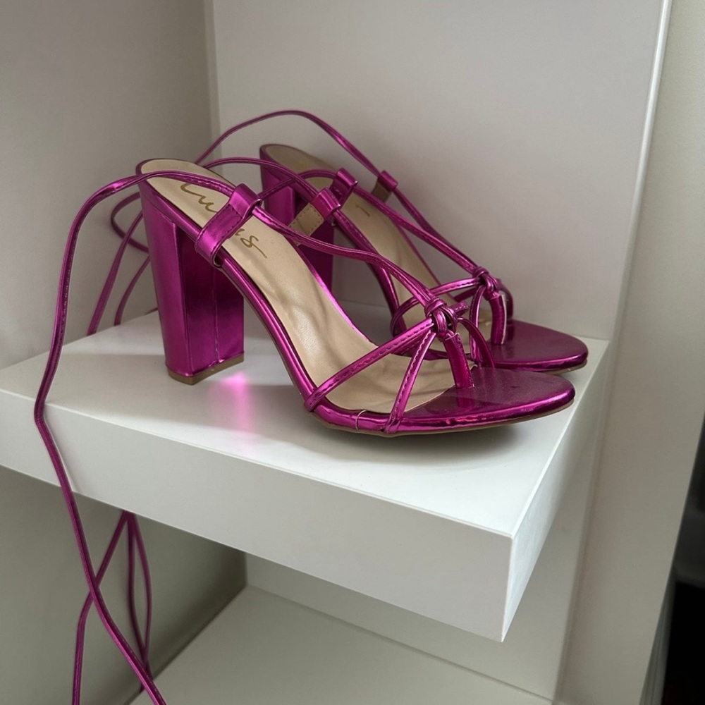 Lulus Hot Pink Metallic Lace Up Heels NWOT